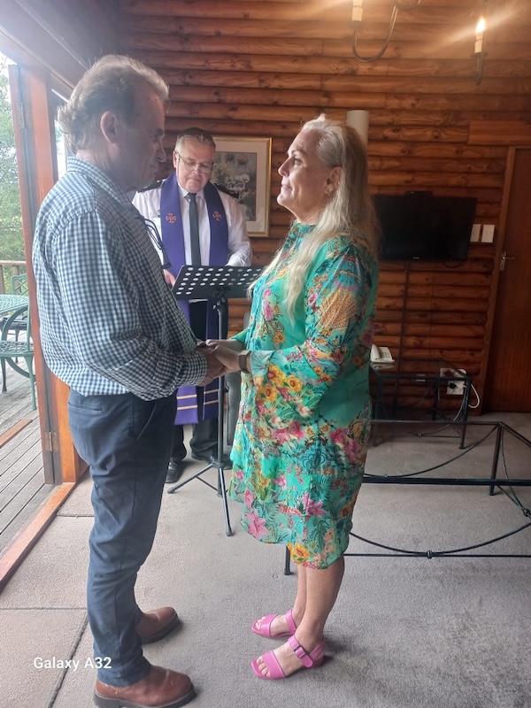 Wedding ceremony by Dr. Gerrit Rademeyer in Blue Downs