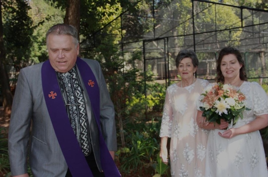 Wedding ceremony by Dr. Gerrit Rademeyer in Blue Downs